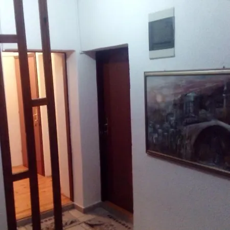 Guma Stari Grad Guest house *