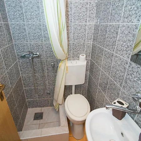 Guma Stari Grad *